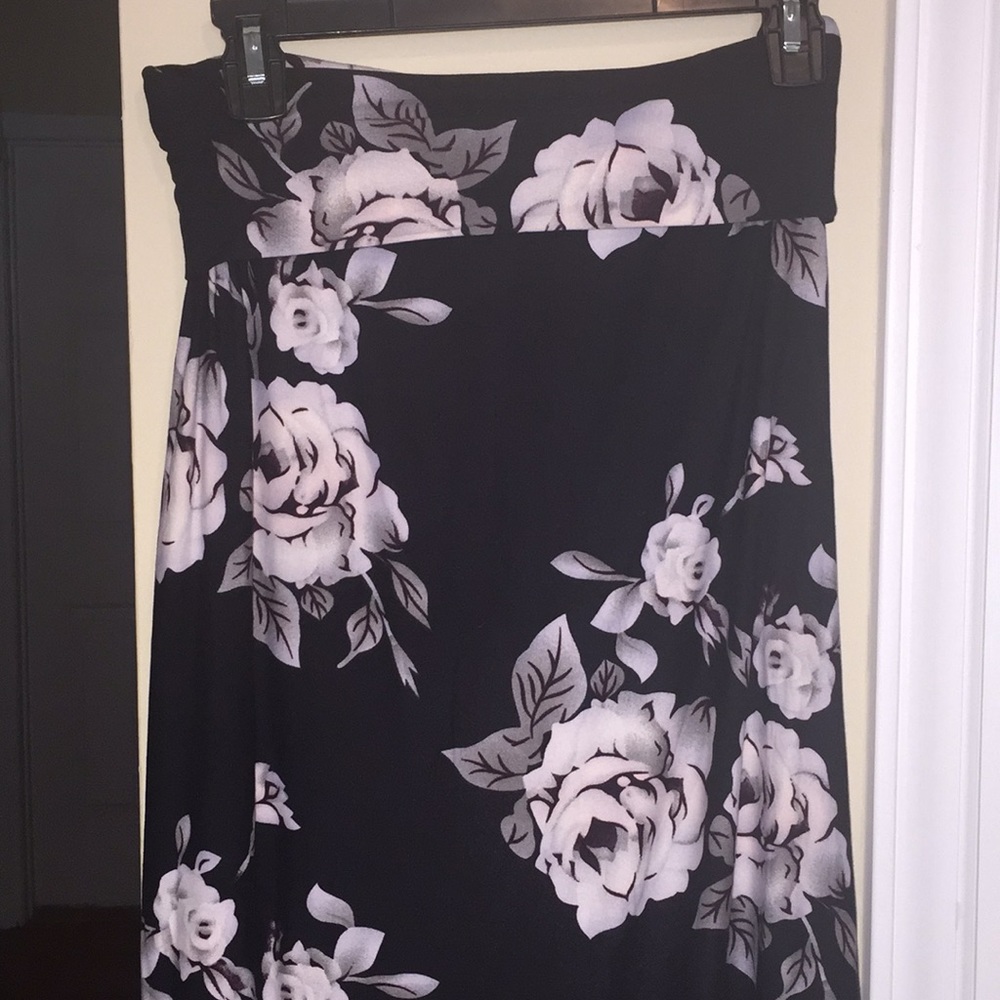 Soft Floral Maxi Skirt